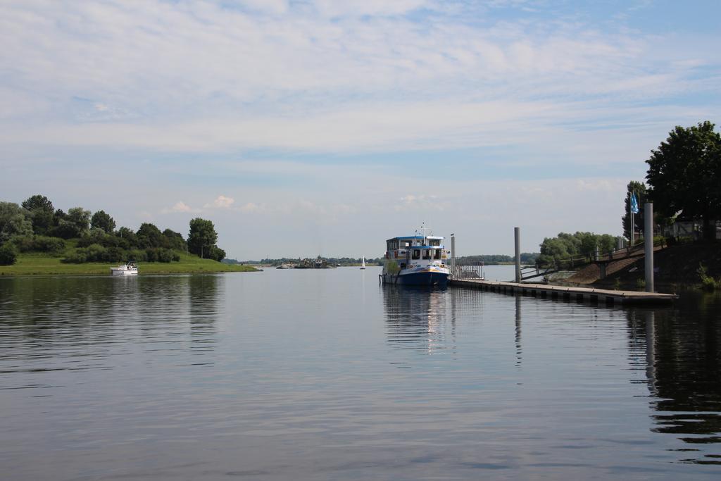 Sailcenter Limburg Hostel Kinrooi Zewnętrze zdjęcie