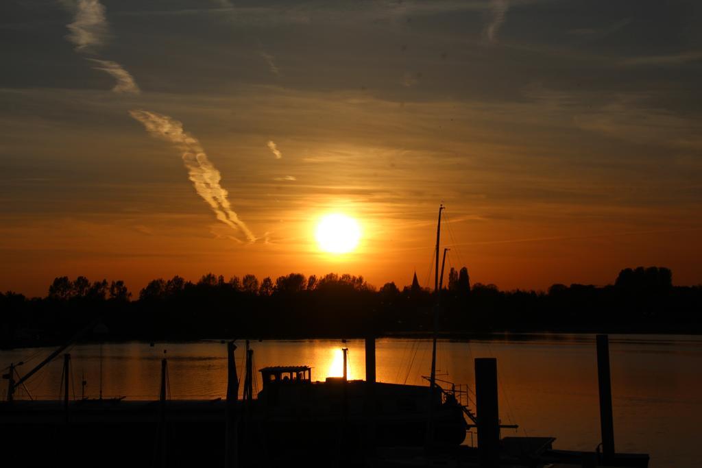 Sailcenter Limburg Hostel Kinrooi Zewnętrze zdjęcie